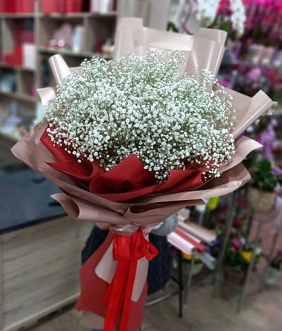 Букет цветов из: Гипсофила в Жиздре
