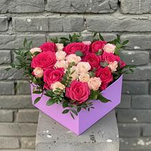 Цветочная композиция из Розы в коробке в Жиздре