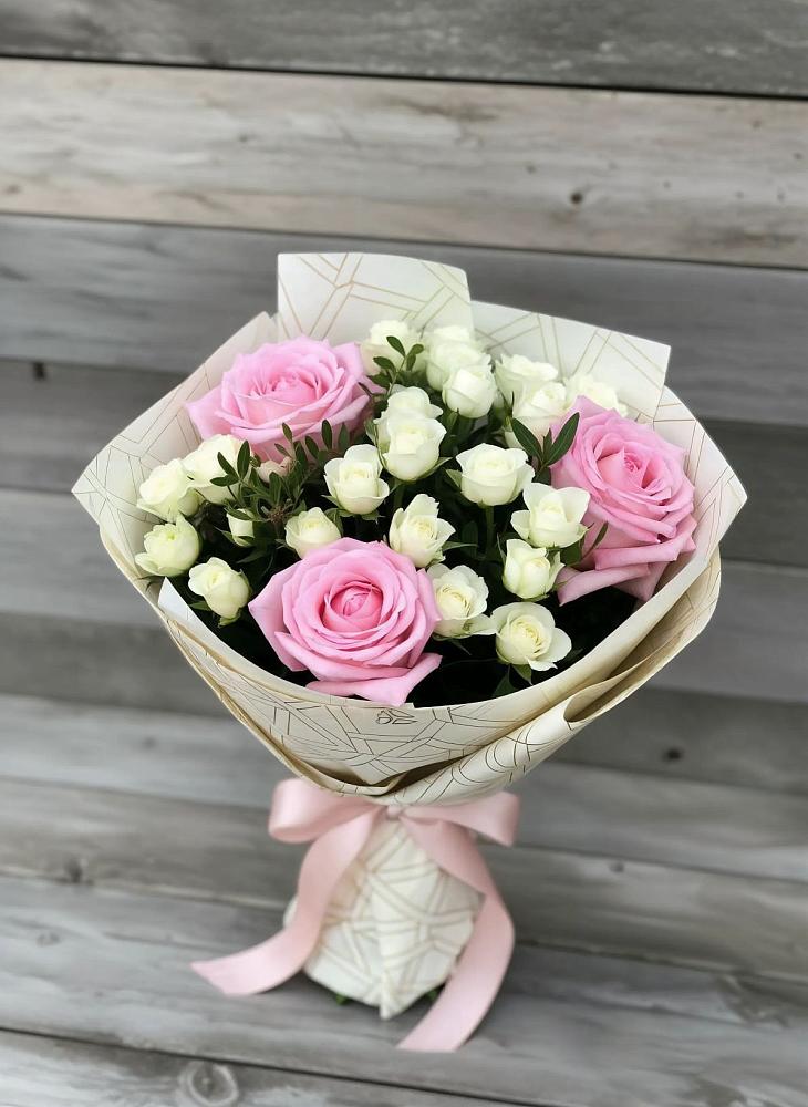 Букет цветов из: Розы в Жиздре