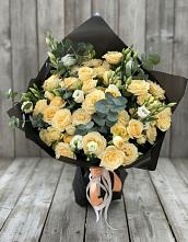 Букет цветов из:  Розы и Лизиантусы #REPLACE_PRED# Жиздре