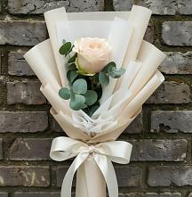 Букет цветов из:  Розы в Жиздре