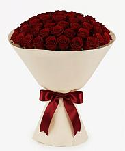 Букет 101 Бордовая роза Блэк Бакарра в Жиздре