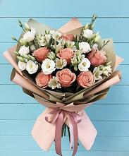 Букет цветов из:  Розы, Альстромерии и Лизиантусы в Жиздре