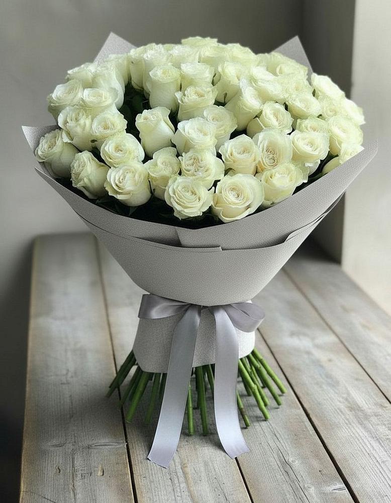 Букет 35 Белых роз в Жиздре
