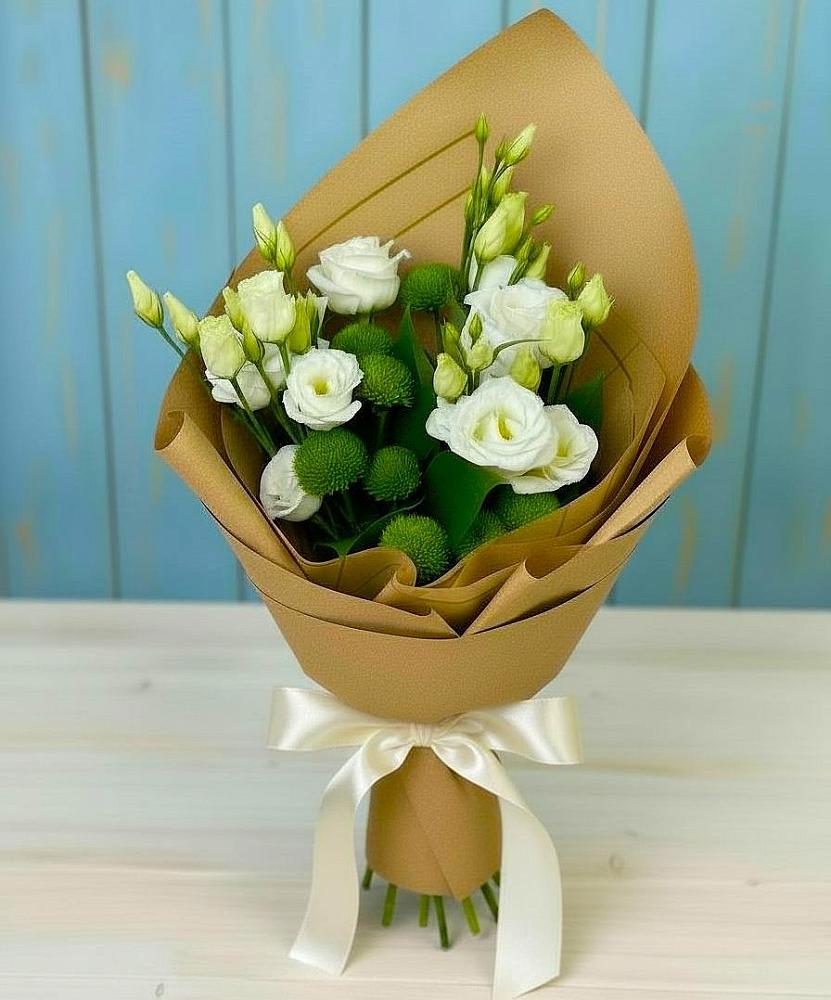 Букет цветов из: Хризантемы и Лизиантусы в Жиздре