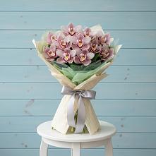 Букет цветов из:  Орхидеи и Розы в Жиздре