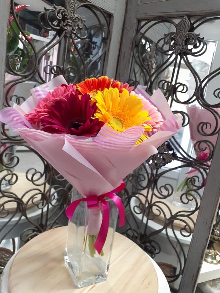 Букет цветов из: Герберы в Жиздре