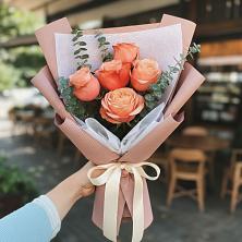 Букет цветов из:  Розы в Жиздре