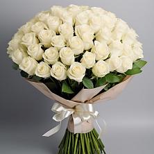 Букет 101 беля роза Белоснежка в Жиздре
