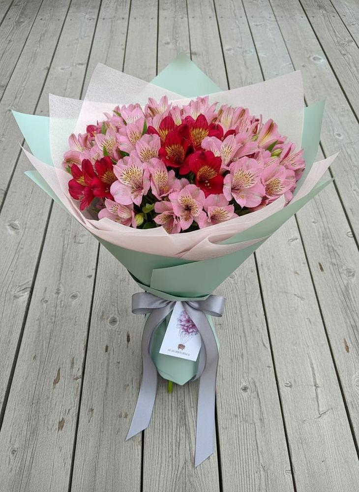 Букет цветов из: Альстромерии в Жиздре
