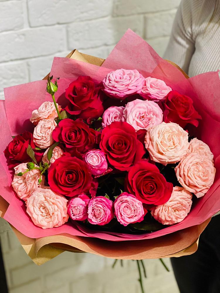 Букет цветов из: Розы в Жиздре