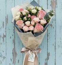 Букет цветов из:  Розы #REPLACE_PRED# Жиздре