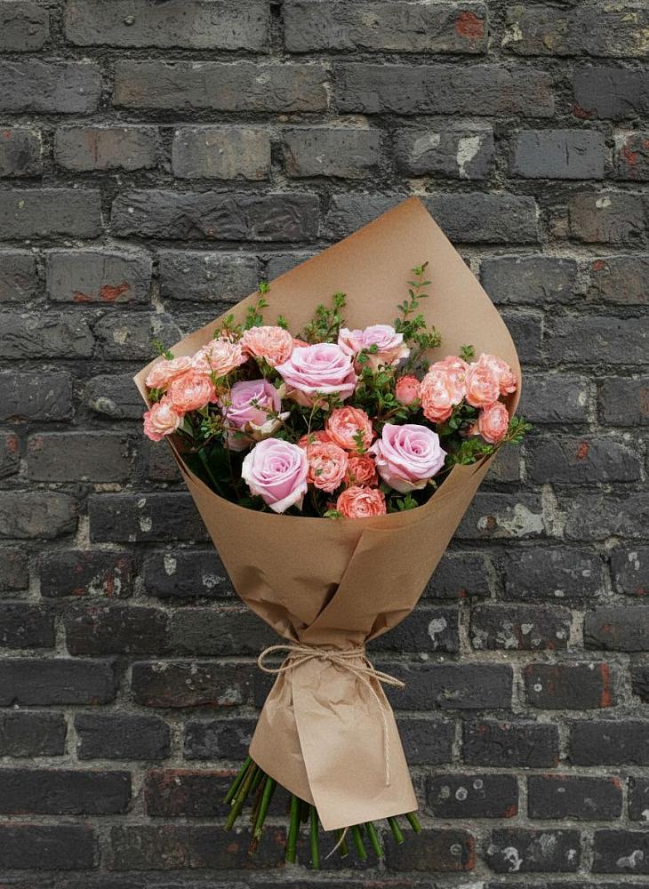 Букет цветов из: Розы в Жиздре