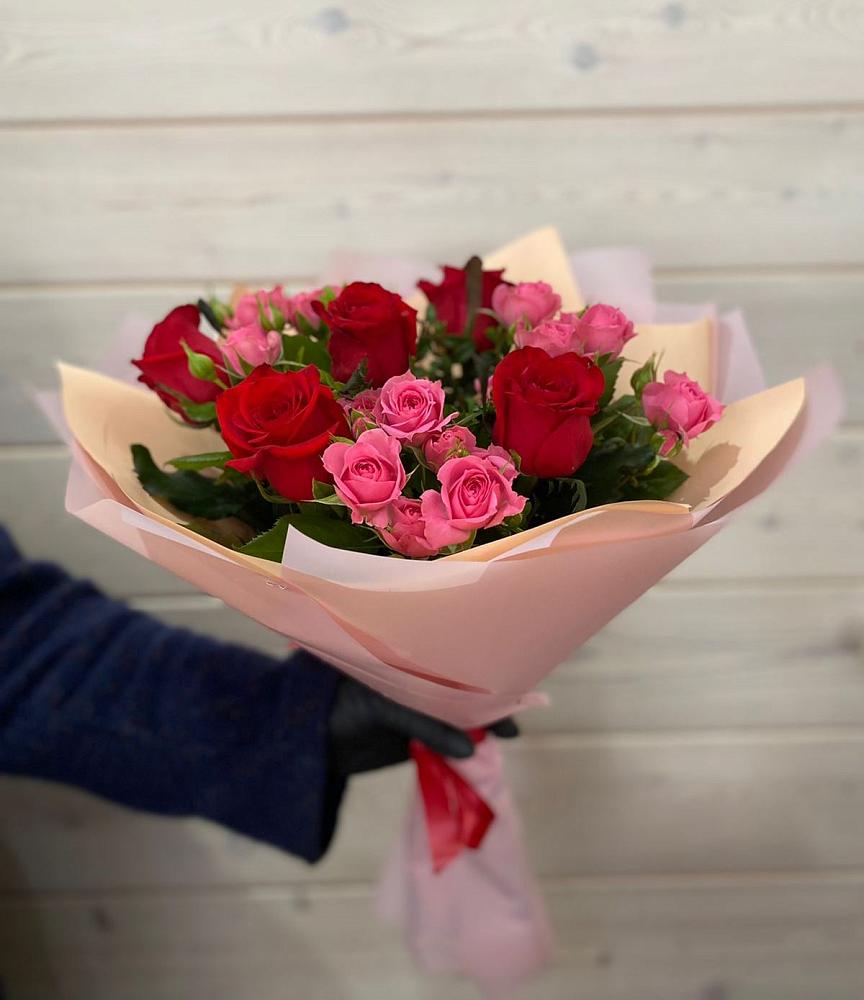 Букет цветов из: Розы в Жиздре