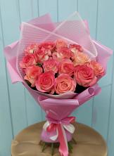 Букет 15 Розовых роз Равель в Жиздре